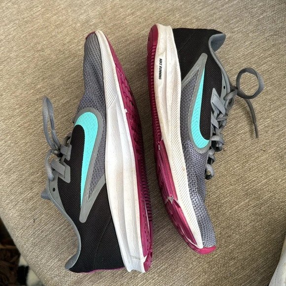 Nike Women's Downshifter 9.5 running shoe - Picture 7 of 8